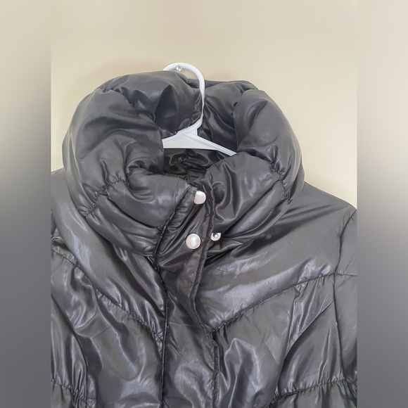 H&M Shiny Black Puffer Jacket with Belt puffed neck. NWOT size2 (small) - Picture 5 of 8